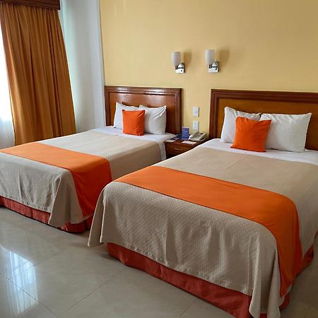 Hotel Baez Carrizal Villahermosa Bagian luar foto