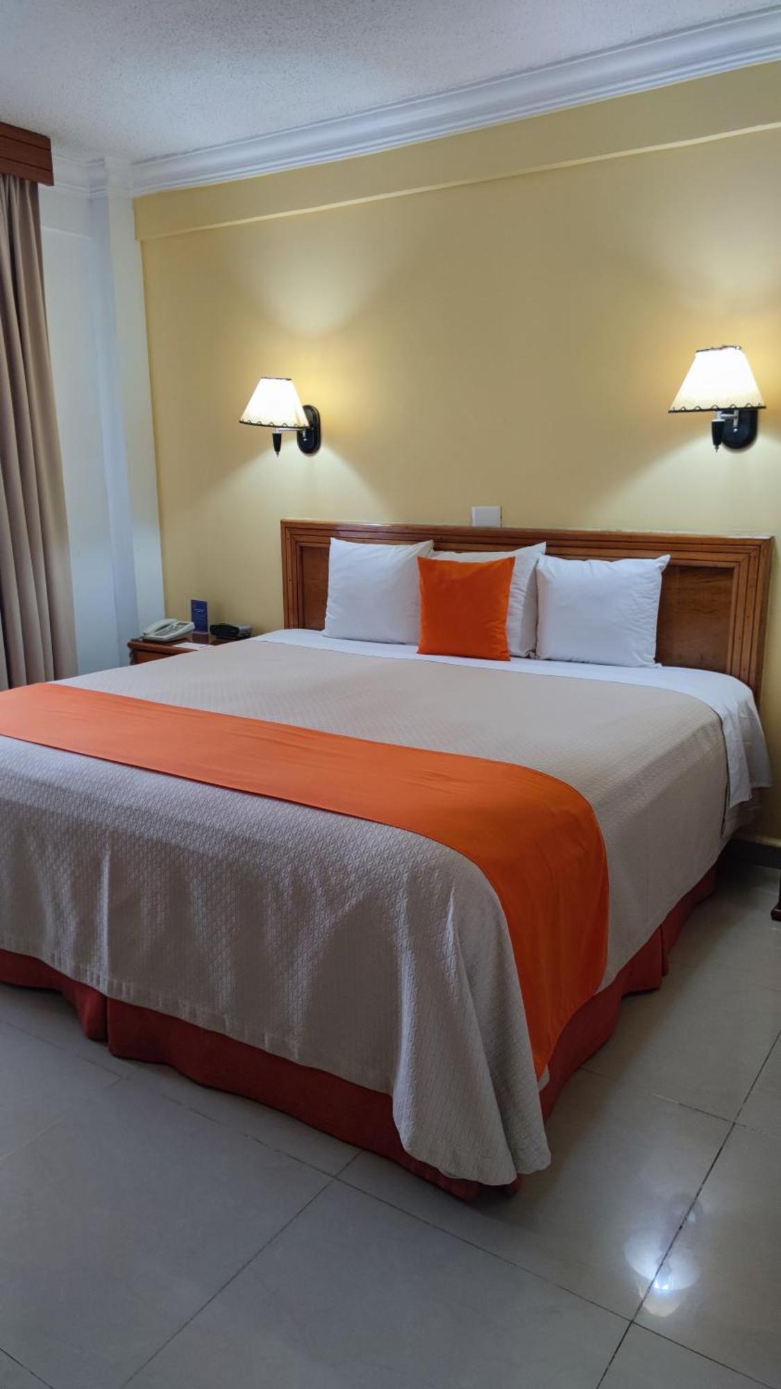 Hotel Baez Carrizal Villahermosa Bagian luar foto