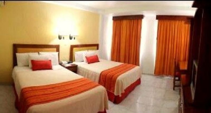 Hotel Baez Carrizal Villahermosa Bagian luar foto